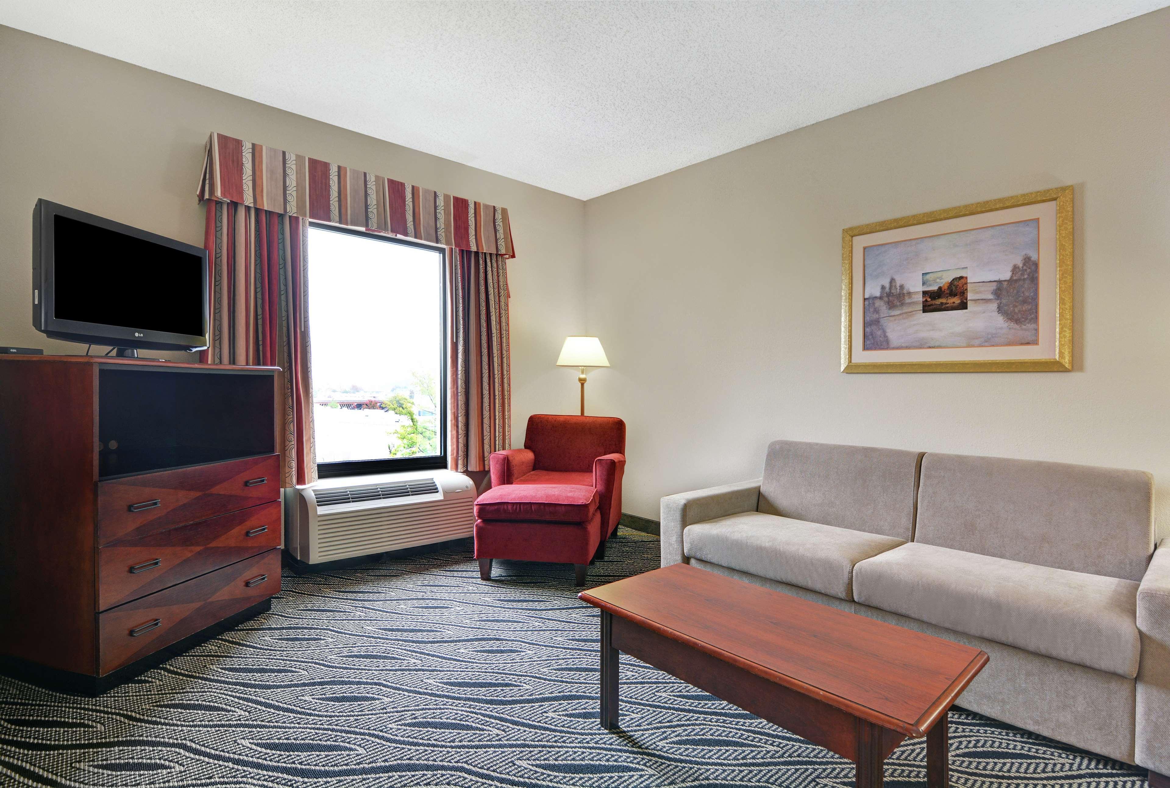 Hampton Inn Fayetteville Εξωτερικό φωτογραφία