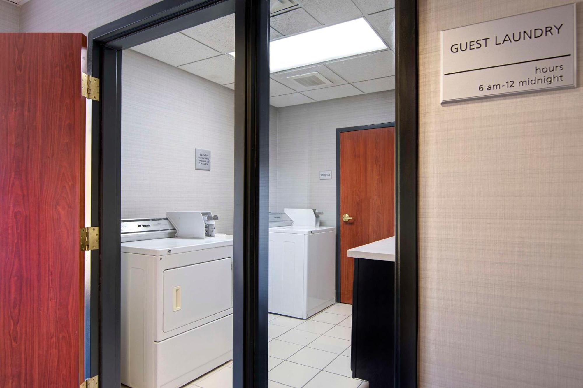 Hampton Inn Fayetteville Εξωτερικό φωτογραφία